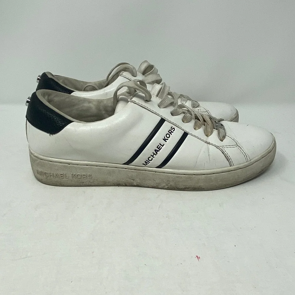 Michael Kors Irving Stripe White Navy Lace Up Sneakers FT25G Womens 5.5M